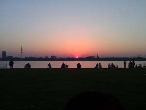 Sonnenuntergang an der Alster.